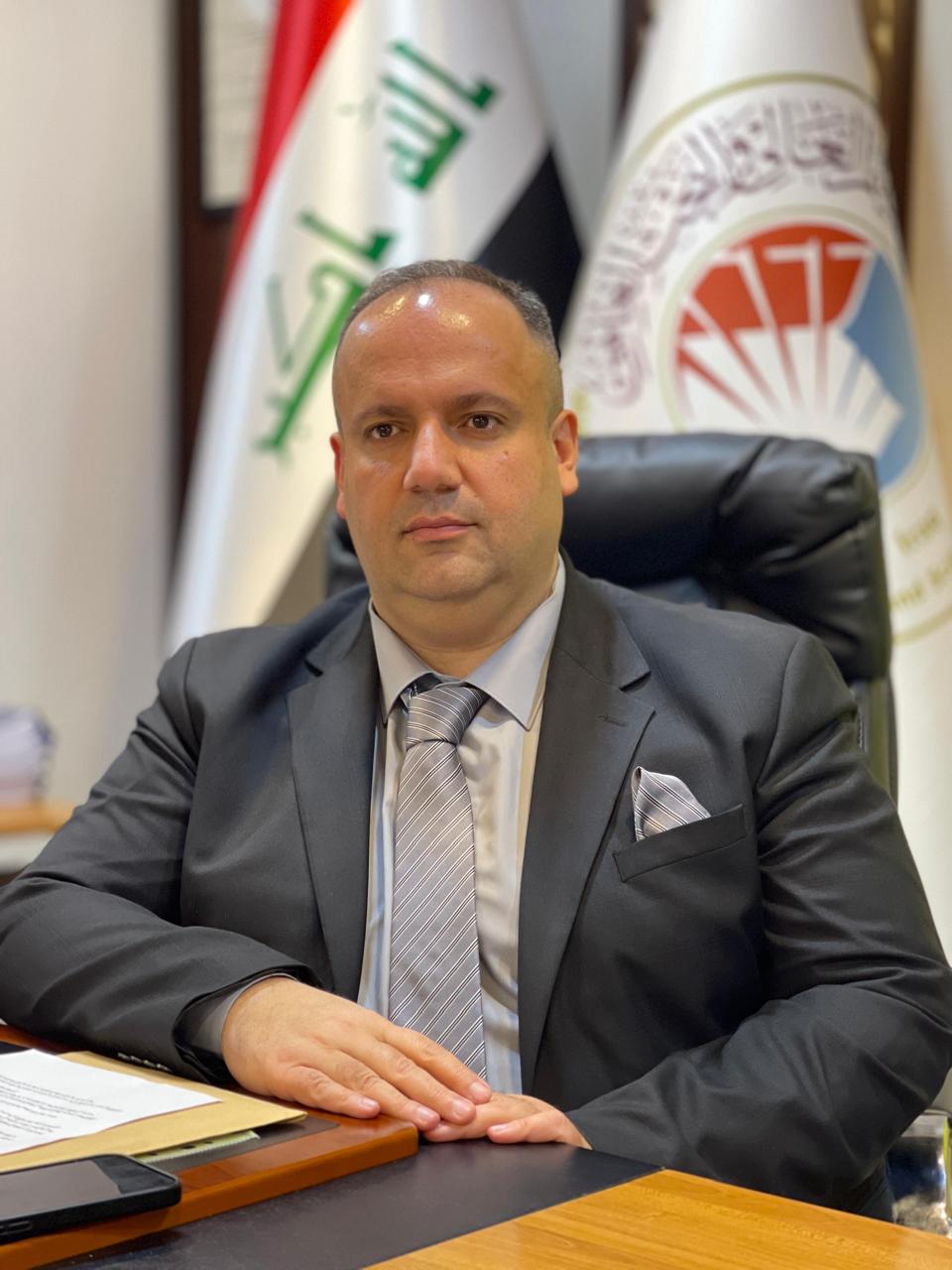 الاستاذ المساعد الدكتور سعد رمضان احمد